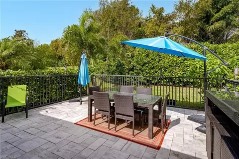 Exterior - 14943 Edgewater Cir, Naples, FL 34114 photo 3 of 17