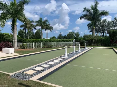 Exterior - 14943 Edgewater Cir, Naples, FL 34114 photo 15 of 17