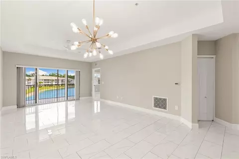 7846 Regal Heron Cir #306, Naples, FL 34104