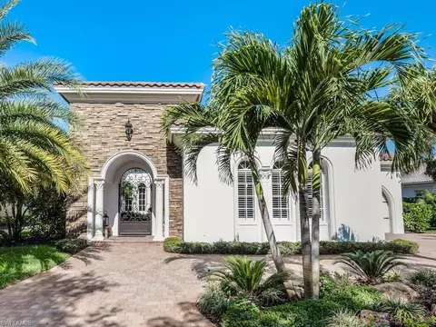 Exterior - 28312 Terrazza Ln, Naples, FL 34110 photo 2 of 19