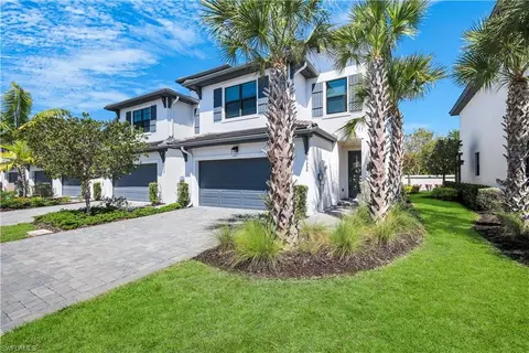 Exterior - 7550 Rockefeller Dr, Naples, FL 34119 photo 2 of 5