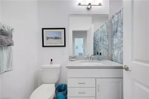 Bath - 7550 Rockefeller Dr, Naples, FL 34119 photo 3 of 3