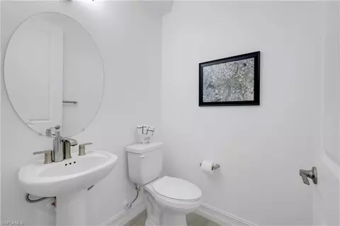 Bath - 7550 Rockefeller Dr, Naples, FL 34119 photo 1 of 3