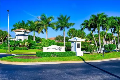3052 Horizon Ln #1207, Naples, FL 34109