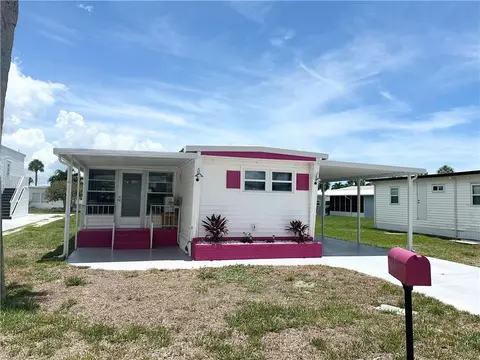 11371 Bayside Blvd, Fort Myers Beach, FL 33931