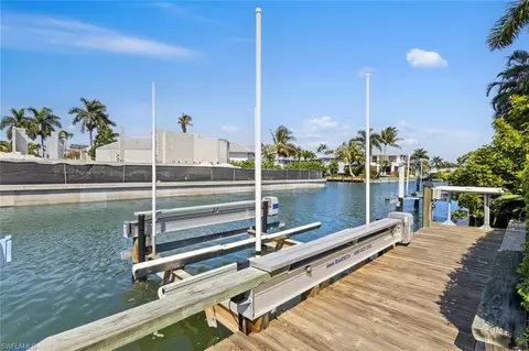 Exterior - 1467 Marlin Dr, Naples, FL 34102 photo 10 of 11