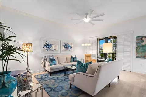 965 Sandpiper St #J204, Naples, FL 34102
