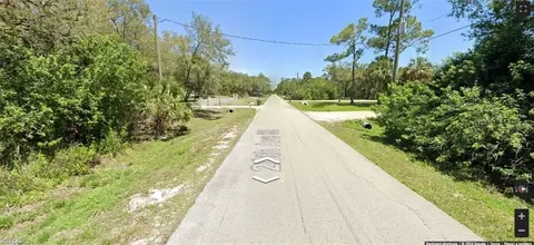 28 Th Ave SE, Naples, FL 34117