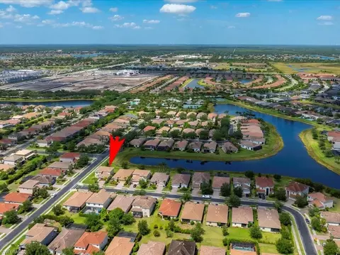 View/Area - 2478 Heydon Cir E, Naples, FL 34120 photo 8 of 9