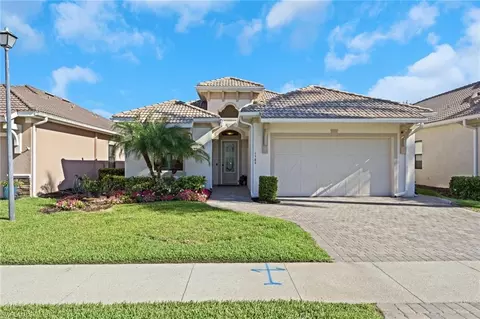 1589 Serrano Cir, Naples, FL 34105