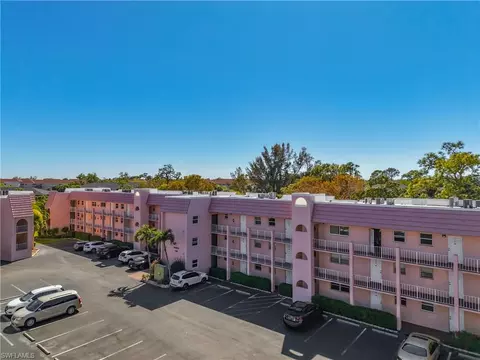 180 Turtle Lake Ct #206, Naples, FL 34105