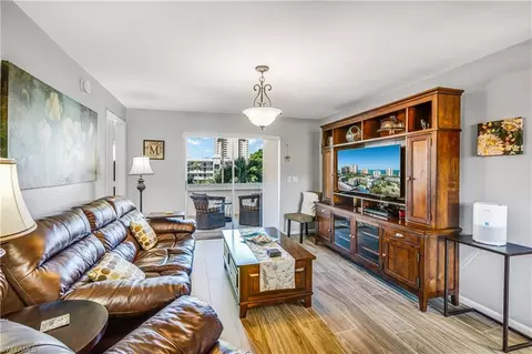 921 Seagrape Dr #308B, Marco Island, FL 34145