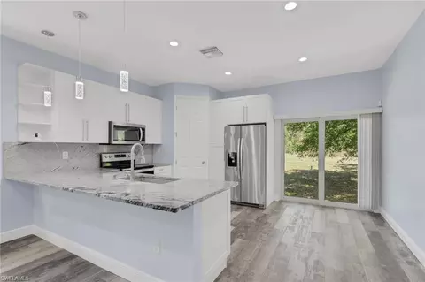 2977 4th Ave SE, Naples, FL 34117