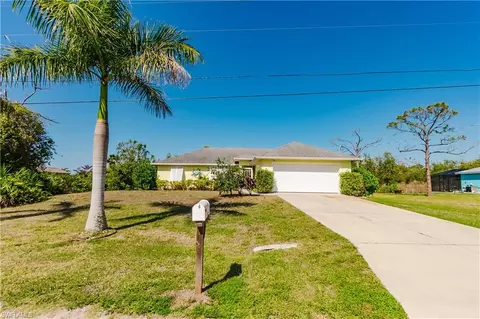 11693 Oakland Dr, Bokeelia, FL 33922