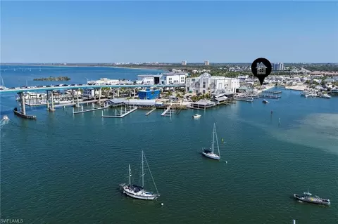 19281 Apt 43 San Carlos Blvd, Fort Myers Beach, FL 33931