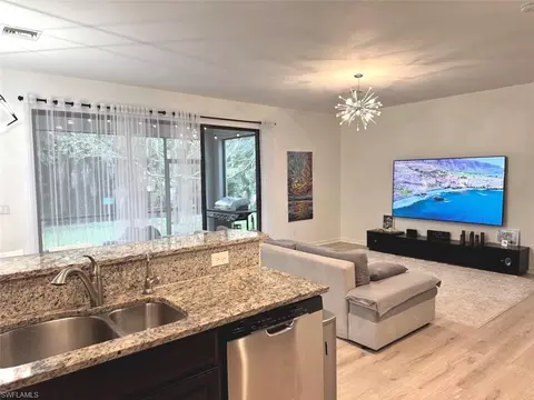 15286 Summit Place Cir #175, Naples, FL 34119