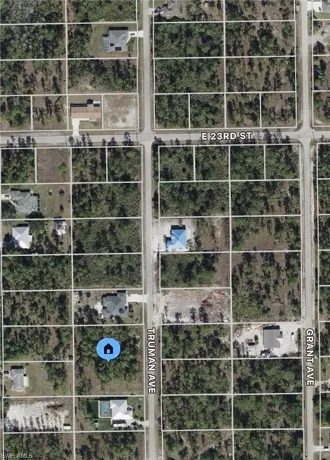 2211 Truman Ave, Alva, FL 33920