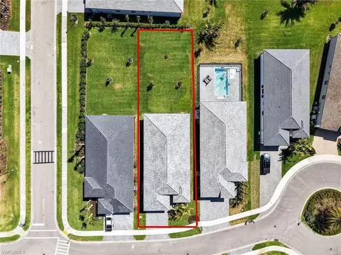 View/Area - 11268 Daphne Ct, Naples, FL 34120 photo 1 of 6