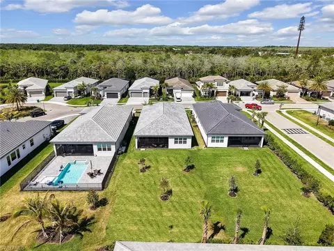 View/Area - 11268 Daphne Ct, Naples, FL 34120 photo 2 of 6