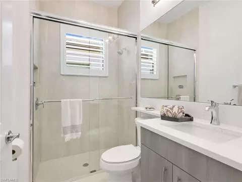 Bath - 11268 Daphne Ct, Naples, FL 34120 photo 4 of 4