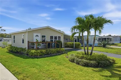 232 Cape Sable Dr, Naples, FL 34104 photo 2