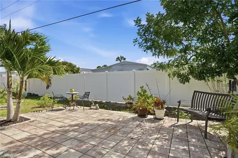 232 Cape Sable Dr, Naples, FL 34104 photo 23