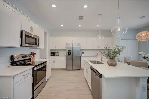 Kitchen - 2340 Feather Brook Ln, Naples, FL 34120 photo 4 of 4