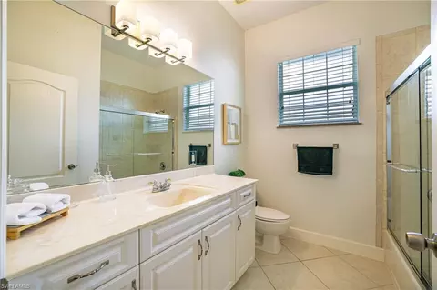 Bath - 5235 Malvern Ct, Naples, FL 34112 photo 3 of 3
