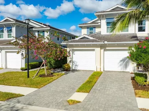 6960 Avalon Cir #801, Naples, FL 34112