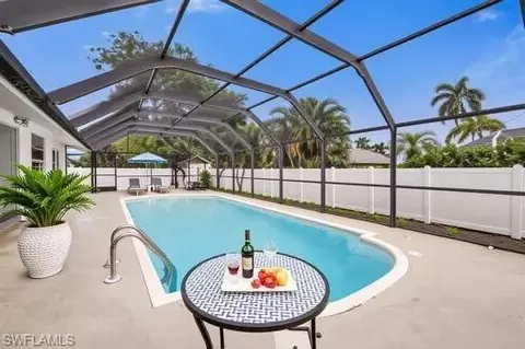 Exterior - 225 Pebble Beach Cir, Naples, FL 34113 photo 4 of 4