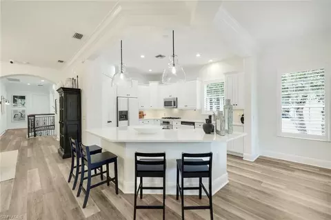 9097 Cherry Oaks Trl #201, Naples, FL 34114