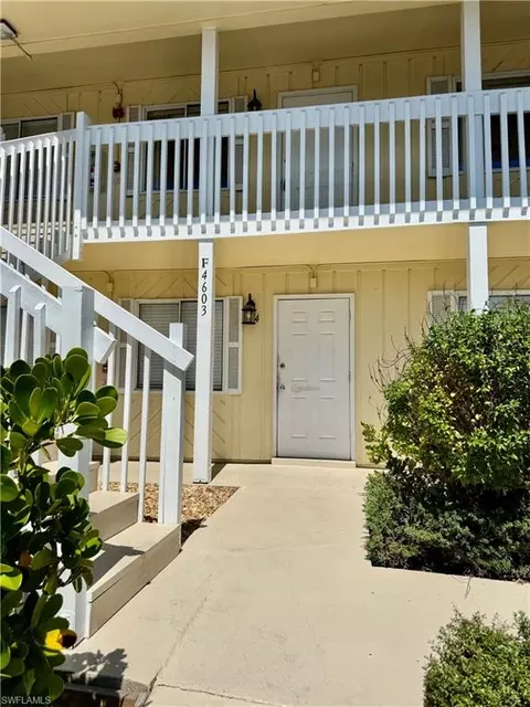 4603 Bayshore Dr #F4, Naples, FL 34112