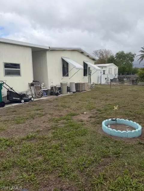 Exterior - 210 Pine Key Ln #210, Naples, FL 34114 photo 3 of 3