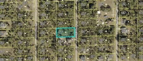 1507 Cleveland Ave, Lehigh Acres, FL 33972