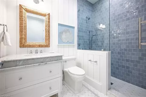 Bath - 266 15th Ave S, Naples, FL 34102 photo 11 of 11
