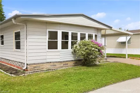 Exterior - 181 W Manatee Loop, Punta Gorda, FL 33950 photo 2 of 5