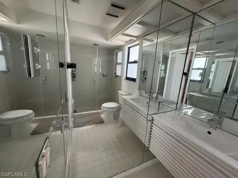Bath - 1380 Bald Eagle Dr, Naples, FL 34105 photo 4 of 5