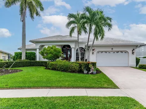 51 S Seas Ct, Marco Island, FL 34145