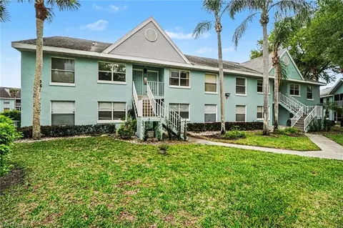 153 Wading Bird Cir #J201, Naples, FL 34110