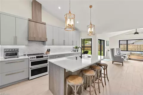 10274 Boca Cir, Naples, FL 34109