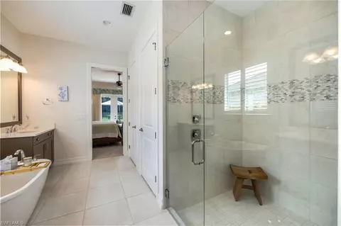Bath - 14308 Neptune Ave, Naples, FL 34114 photo 2 of 4