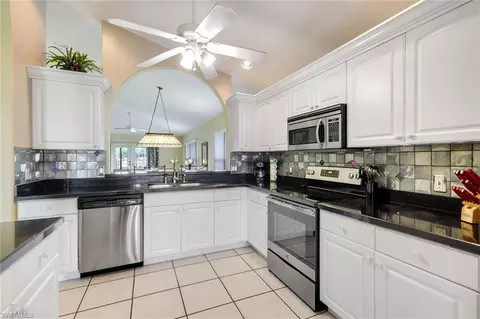 Kitchen - 765 101st Ave N, Naples, FL 34108 photo 4 of 4