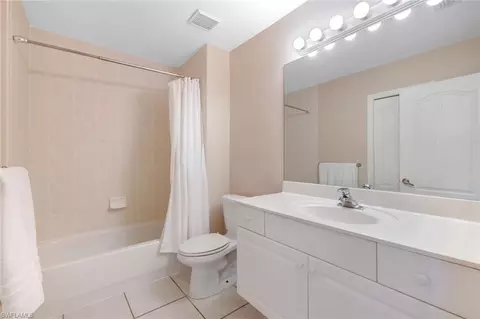 Bath - 765 101st Ave N, Naples, FL 34108 photo 2 of 2
