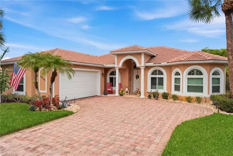 3954 Recreation Ln, Naples, FL 34116