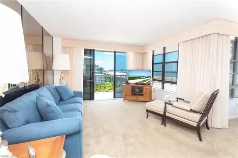 320 Seaview Ct #1011, Marco Island, FL 34145