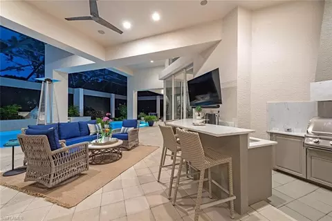 Kitchen - 2701 Buckthorn Way, Naples, FL 34105 photo 6 of 6