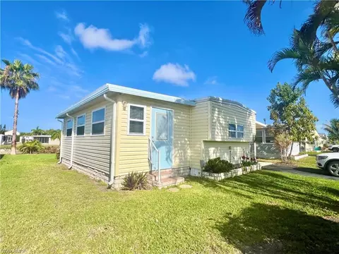Exterior - 273 Cape Sable Dr, Naples, FL 34104 photo 13 of 21