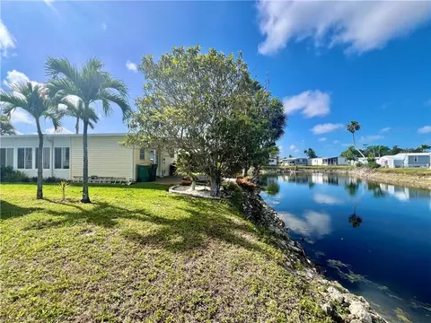 Exterior - 273 Cape Sable Dr, Naples, FL 34104 photo 12 of 21