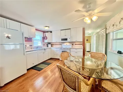 Kitchen - 273 Cape Sable Dr, Naples, FL 34104 photo 1 of 4