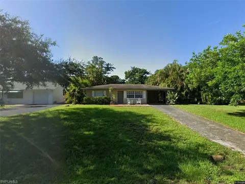1264 Hilltop Dr, Naples, FL 34103